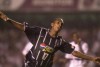 Liedson marcava primeiro gol pelo Corinthians e clube atingia marca histrica h 18 anos; relembre