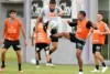 Corinthians segue preparao com treino de presso e jogo em espao reduzido; veja provvel time