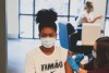 Corinthians pede vacina para todos e reposta foto de ex-atleta do basquete sendo imunizada