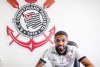 Corinthians renova contrato de meia Vitinho até junho de 2024