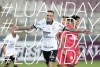 Perfil oficial do Corinthians vai  loucura com boa atuao de Luan; veja tutes