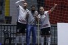 Deives celebra o 107 gol pelo futsal do Corinthians e faz homenagem a funcionrio do clube