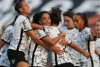 Corinthians goleia Ava Kindermann em casa e confirma vaga na semifinal do Brasileiro Feminino