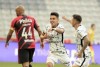 Corinthians supera o Athletico-PR e chega a segunda vitria seguida no Brasileiro