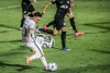 Futebol bonito, raa e gols nos acrscimos: Fiel repercute empate do Corinthians nas redes