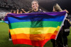 Kati relembra momento com bandeira LGBT na final do Brasileiro e refora: No  s uma opinio