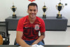 Corinthians renova contrato com Alan Gobetti, goleiro titular do time Sub-20