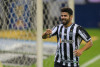 Sylvinho analisa Diego Costa e comenta chance de Corinthians jogar sem atacante de referência
