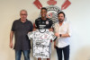 Corinthians anuncia contratação de Robson Bambu