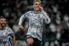 Corinthians vence o Ava com hat-trick de Rger Guedes e segue entre os lderes do Brasileiro