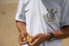 Corinthians lana nova camisa principal para a temporada inspirada nos ttulo de 2012; veja imagens
