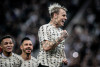 Corinthians domina primeiro tempo, vence Athletico Paranaense e volta  vice-liderana do Brasileiro