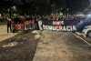 Torcedores do Corinthians desfazem bloqueios em rodovias durante trajeto ao Rio de Janeiro; veja