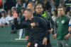 O que significa o gesto que Vitor Pereira fez ao rbitro do jogo contra o Coritiba?