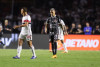 Corinthians entra mal no Morumbi e cai para o So Paulo nas semifinais da Copa do Brasil