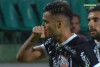 Fausto desencanta pelo Corinthians e dedica gol aos familiares após ano difícil