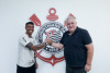 Corinthians renova contrato de Paulinho em meio  tratamento de leso; veja novo vnculo