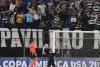 Corinthians acorda no segundo tempo, se salva de sustos no fim e bate o Nacional na Sul-Americana