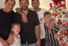 Elenco do Corinthians celebra a noite de Natal com a fam