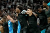 Desabafo de Garro, dancinhas e poropop: veja os bastidores da vitria do Corinthians sobre o Santos