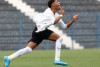 Joia do Corinthians assina primeiro contrato profissional com multa de R$ 330 milh