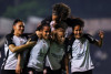 Corinthians volta a vencer tr