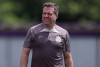 Novo chefe do departamento m&eacute;dico do Corinthians se manifesta nas redes ap&oacute;s assumir cargo