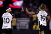 Especialistas estimam prazo de retorno para les&otilde;es de Memphis e Carrillo no Corinthians