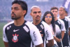 Lateral recebe terceiro amarelo e desfalca Corinthians contra o Palmeiras pelo Brasileir&atilde;o