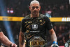 Lutador torcedor do Corinthians &eacute; campe&atilde;o e recupera cintur&atilde;o no UFC 320