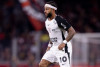 Memphis critica sint&eacute;tico e ironiza arbitragem ap&oacute;s vit&oacute;ria do Corinthians na Arena da Baixada