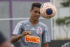 Cinco meses aps acertar com o Benfica, Pedrinho rescinde contrato com o Corinthians
