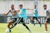 Destaque do Sub-20, Adson renova por trs anos com o Corinthians e espera chance no profissional