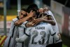 Corinthians dá show em primeiro jogo do ano, goleia o Fluminense e segue arrancada no Brasileirão