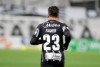 Fagner chega a 406 jogos pelo Corinthians e ultrapassa nmero do histrico Wilson Mano