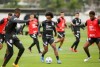 Corinthians enfrenta Palmeiras em busca de evitar stimo ano de jejum em Drbis no sculo