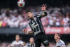 Atacante  eleito o melhor de eliminao do Corinthians; meio-campista beira o zero