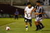 Corinthians inicia conversas por renovao e contrato profissional de lateral da base
