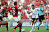 Paulinho comenta experincia como primeiro volante no Corinthians: ?O atleta vai se descobrindo?