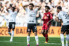 Corinthians liga alerta com contrato de meias promovidos por Luxemburgo para o profissional; entenda