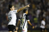 Atacante do Corinthians faz homenagem  temporada vitoriosa e tatua taas de 2023; veja o post