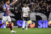 Zagueiro do Corinthians vira desfalque para confronto direto diante do Vasco pelo Brasileiro