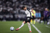 Atacante do Corinthians condena preconceito sofrido no Brasil e pede combate mais forte