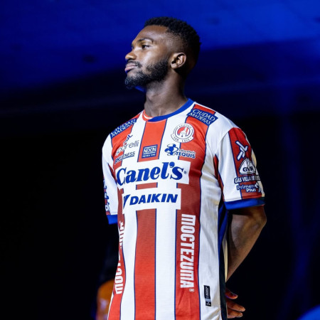 Campeões em 2005 pelo Corinthians, Coelho e Sebá postam foto