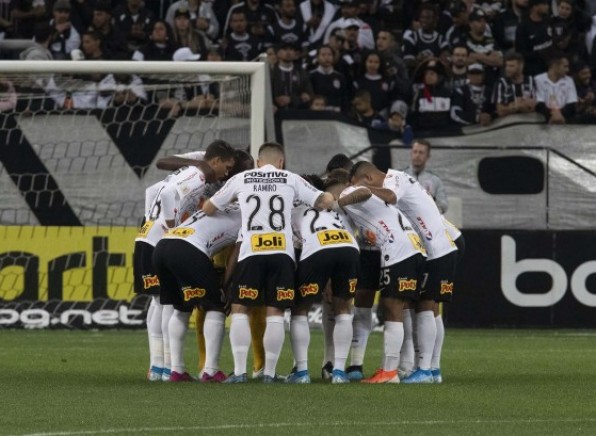 TIMÃO ESCALADO! Confira o time titular contra o Vasco da Gama