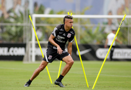 Cantillo virou desfalque para o Corinthians no Paulistão após ser convocado de última hora para seleção colombiana