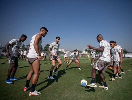Corinthians segue preparao para duelo vlido pela Copa do Brasil com garotos da base