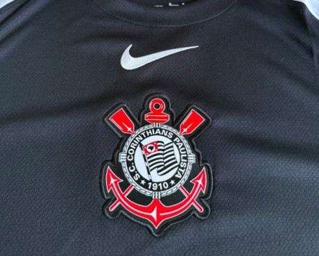 Corinthians vai estrear a camisa preta contra o time uruguaio, na quinta-feira