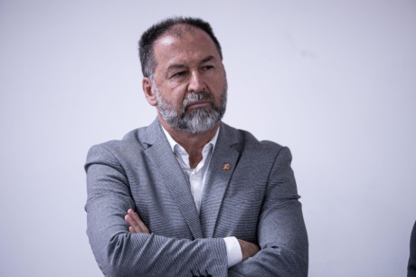 Gesto Augusto Melo vive momentos de turbulncia nos bastidores do Corinthians