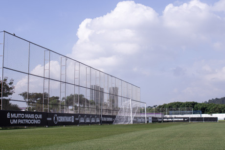 Corinthians inclui funcion�rios do CT no bicho do t�tulo da Copa do Brasil